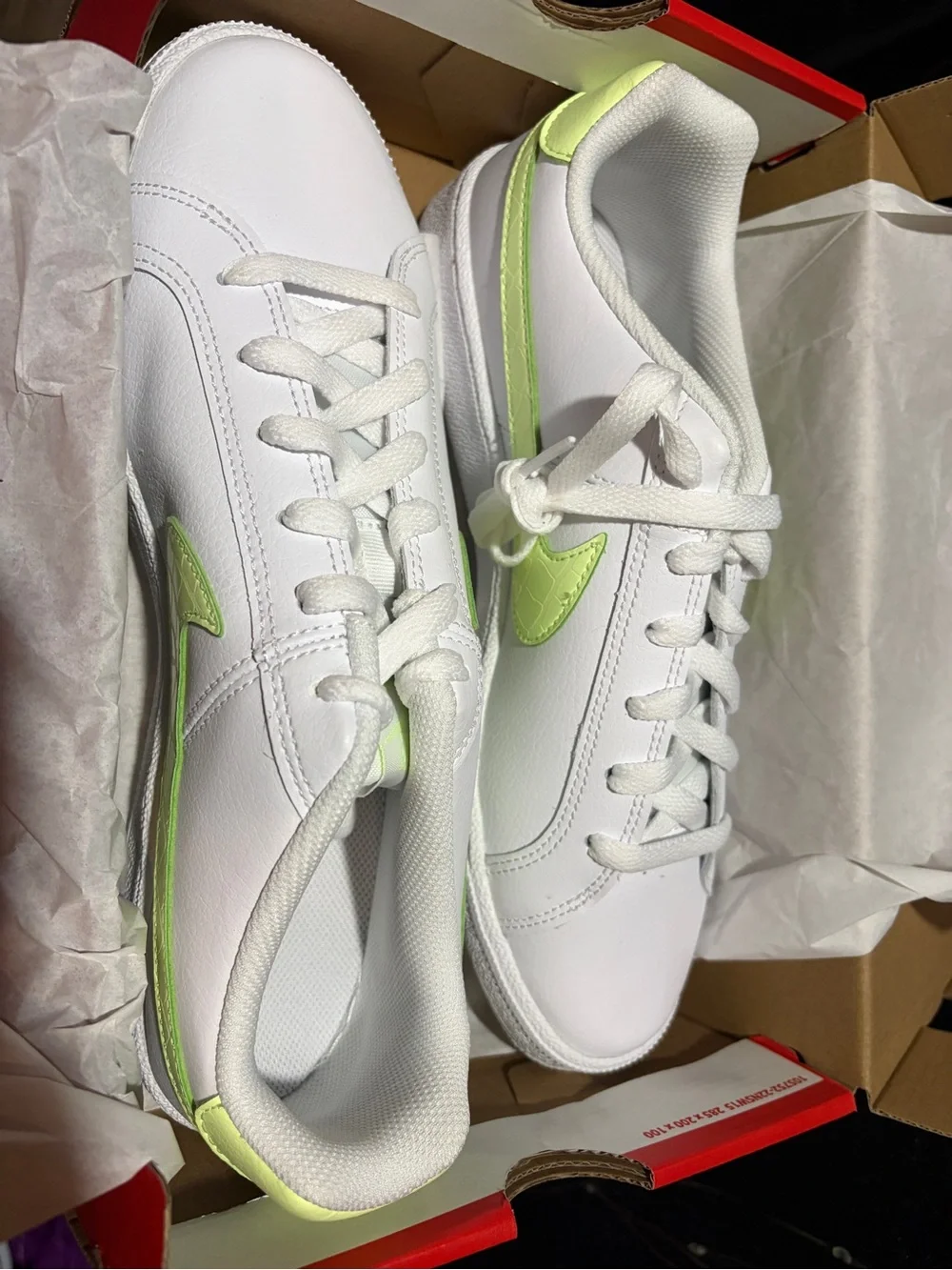 Nike sleek white